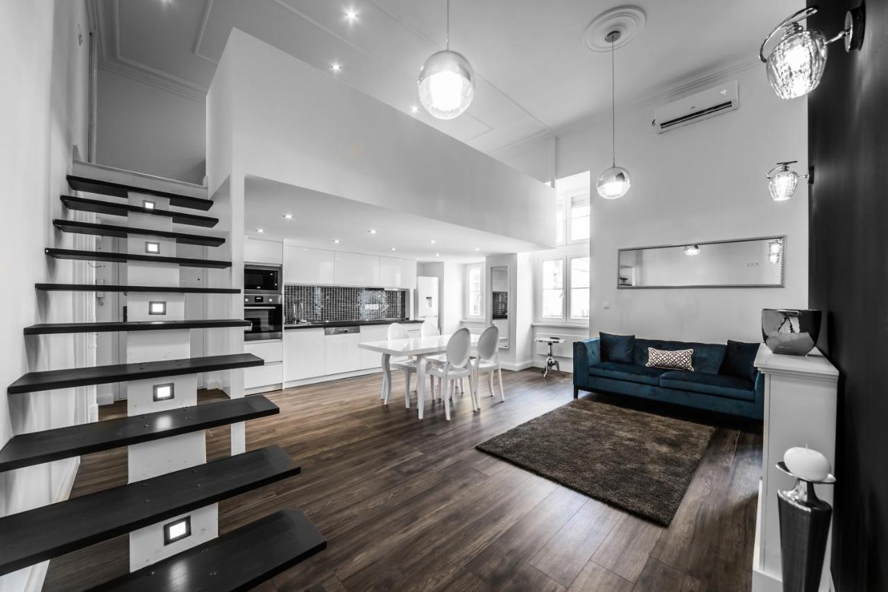 Kiraly 28-1 Entire Aircon Center Apartment บูดาเปสต์ ภายนอก รูปภาพ