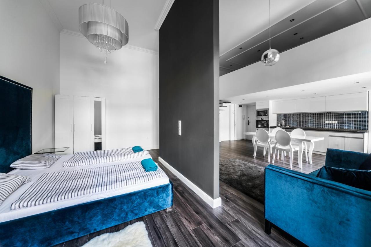 Kiraly 28-1 Entire Aircon Center Apartment บูดาเปสต์ ภายนอก รูปภาพ