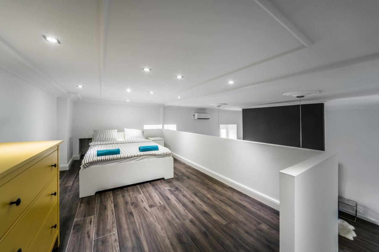 Kiraly 28-1 Entire Aircon Center Apartment บูดาเปสต์ ภายนอก รูปภาพ